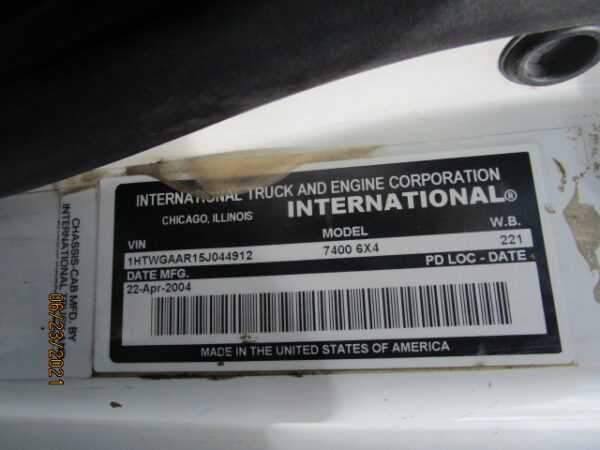 2005 INTERNATIONAL 7400 - Image 8