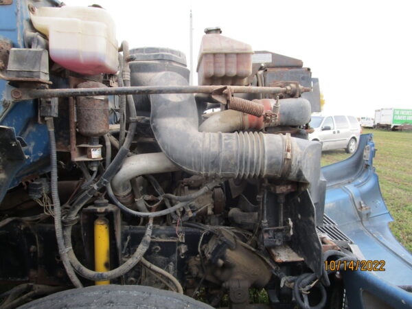 2000 GMC C7500 - Image 13