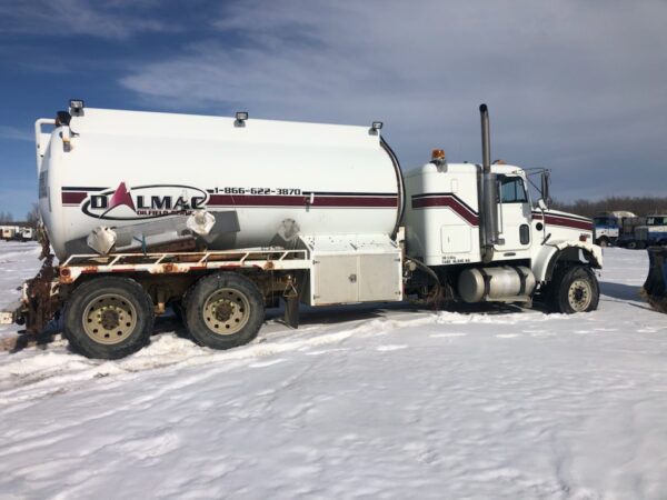 2007 FREIGHTLINER FLD120 - Image 7