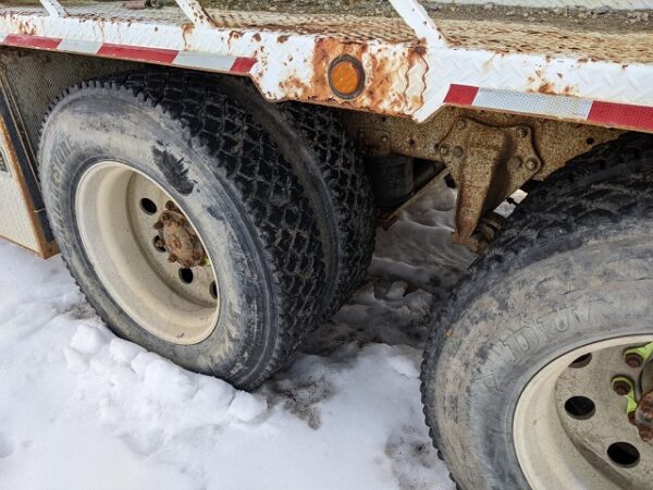 2007 FREIGHTLINER FLD120 - Image 6