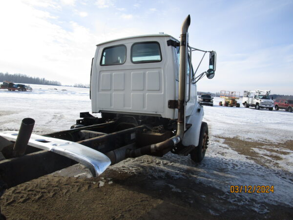 1999 STERLING L7501 - Image 5