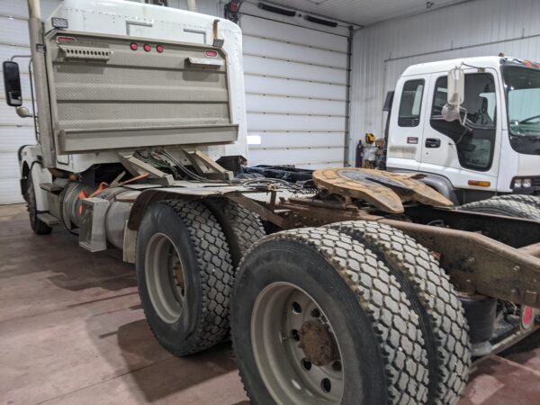 2013 FREIGHTLINER CORONADO SD - Image 8