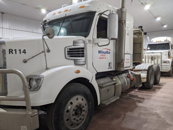 2013 FREIGHTLINER CORONADO SD - Image 9