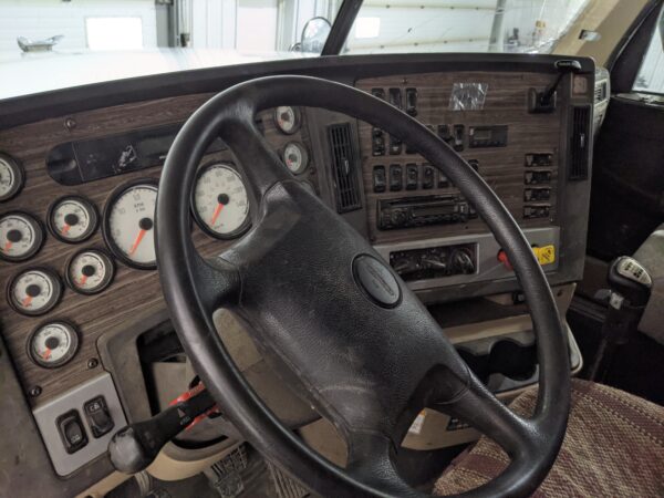 2013 FREIGHTLINER CORONADO SD - Image 3