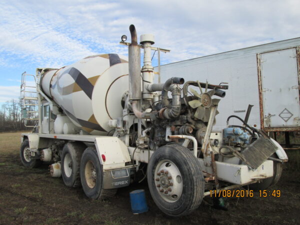 1999 TEREX FRONT LOAD CEMENT - Image 6