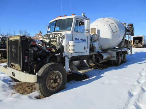 2000 PETERBILT 357