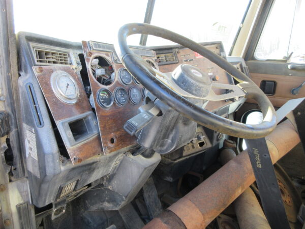 2000 PETERBILT 357 - Image 16