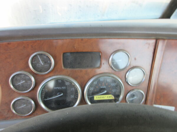 2006 PETERBILT 378 - Image 39
