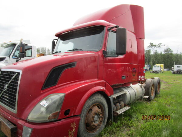2007 VOLVO VN430 - Image 6