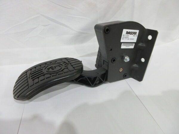 THROTTLE PEDAL ASSEMBLY - Image 2