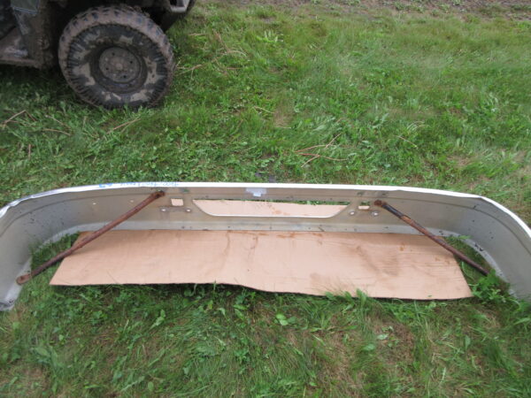 INTERNATIONAL EAGLE BUMPER - Image 4