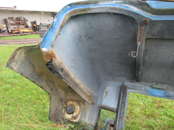 INTERNATIONAL S2500 HOOD WITH SCOOP - Image 4