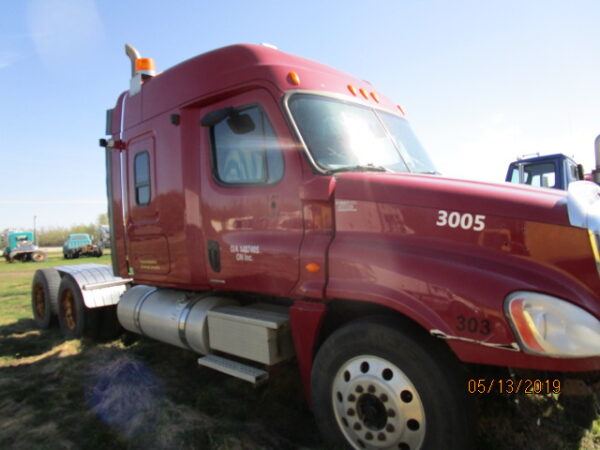 2009 FREIGHTLINER CASCADIA - Image 4