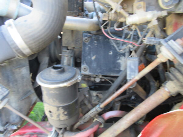 2002 INTERNATIONAL 8100 - Image 13