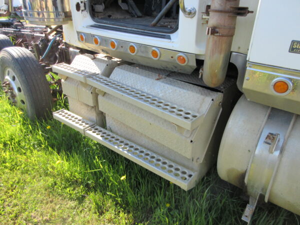 2011 WESTERN STAR 4900EX - Image 8