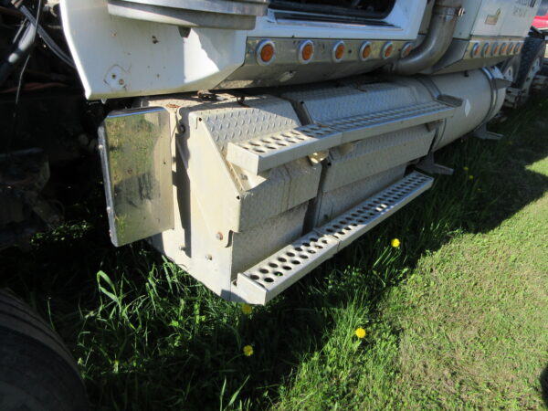 2011 WESTERN STAR 4900EX - Image 9