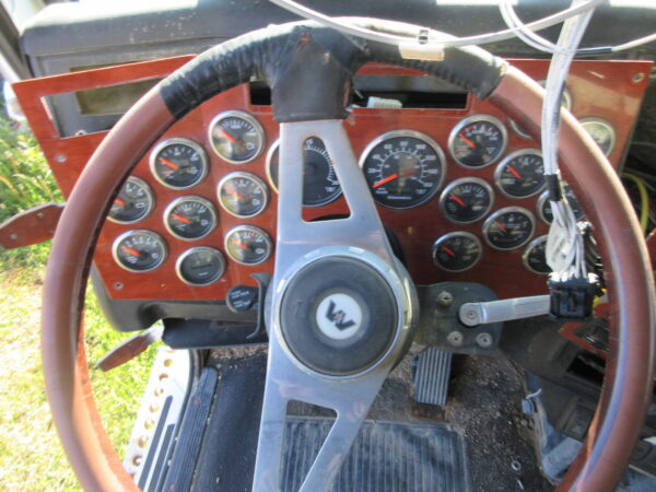 2011 WESTERN STAR 4900EX - Image 31