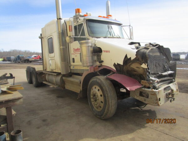 2008 KENWORTH T800 - Image 3