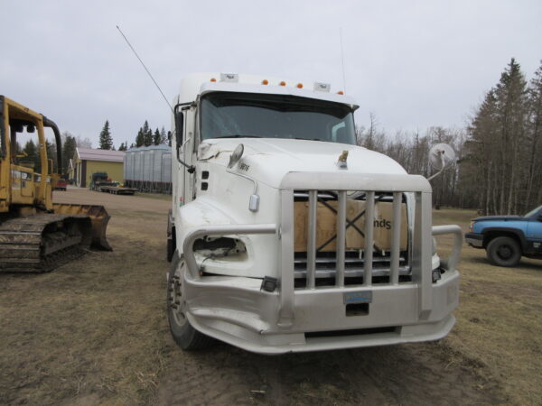 2018 MACK CXU613 - Image 2