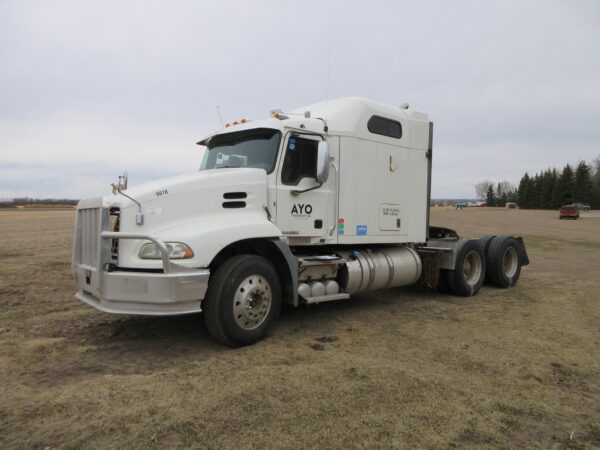 2018 MACK CXU613 - Image 3
