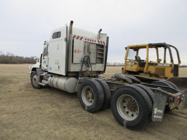 2018 MACK CXU613 - Image 4