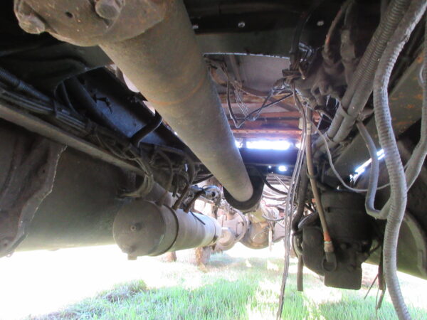 2005 FREIGHTLINER CLASSIC - Image 17