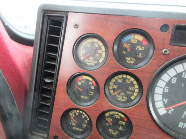 2001 MACK CL713 - Image 31