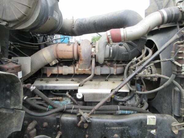 2001 MACK CL713 - Image 34