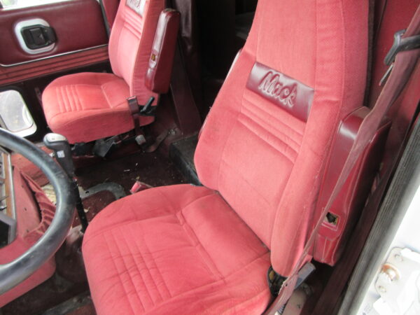 2001 MACK CL713 - Image 15