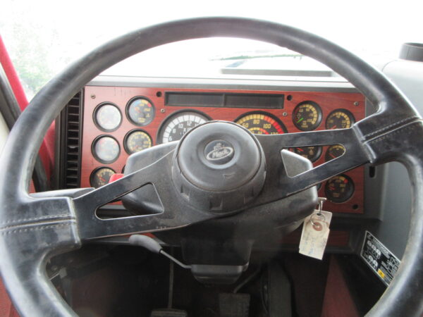 2001 MACK CL713 - Image 24