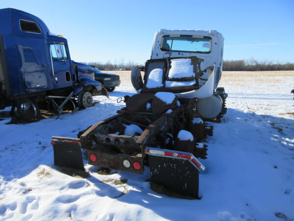 2005 INTERNATIONAL 8600 - Image 4