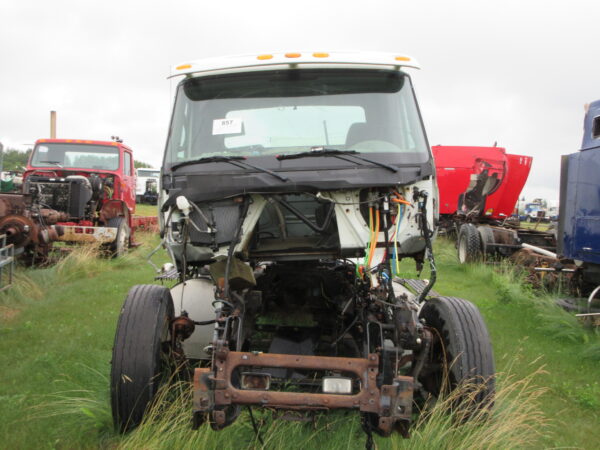 2005 INTERNATIONAL 8600 - Image 32