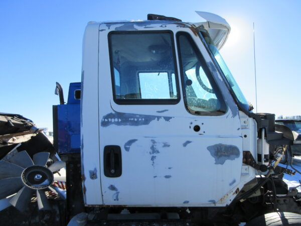 2005 INTERNATIONAL 8600 - Image 11