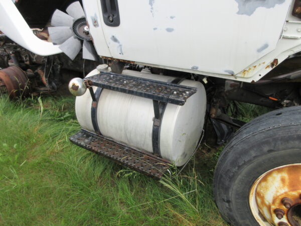 2005 INTERNATIONAL 8600 - Image 16