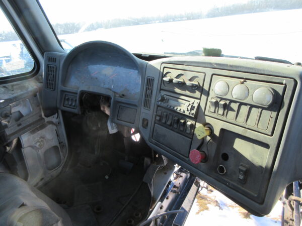 2005 INTERNATIONAL 8600 - Image 19