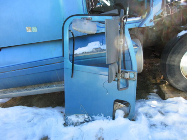 2002 FREIGHTLINER CL120 - Image 16