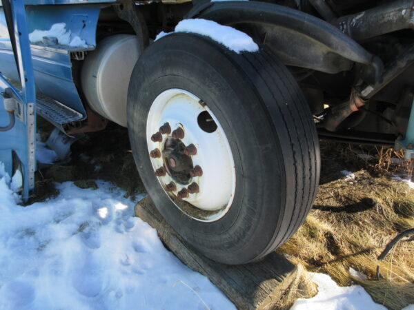 2002 FREIGHTLINER CL120 - Image 21