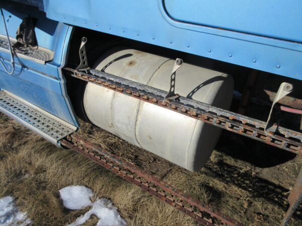 2002 FREIGHTLINER CL120 - Image 24
