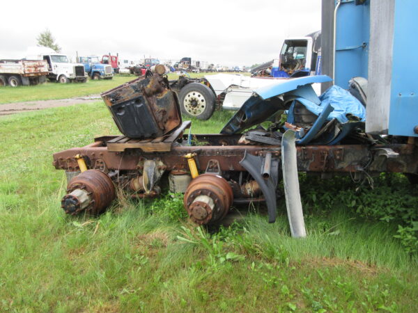 2002 FREIGHTLINER CL120 - Image 35