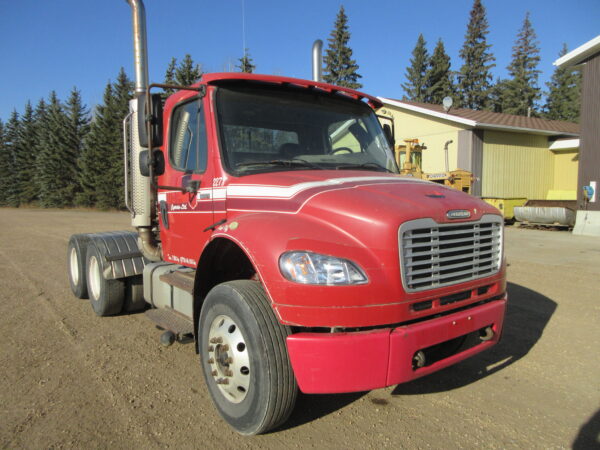 2007 FREIGHTLINER M2 106 - Image 2