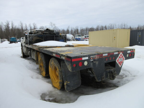 2017 PETERBILT 567 - Image 19