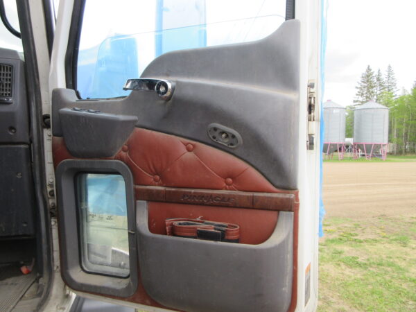 2013 MACK CXV613 - Image 13