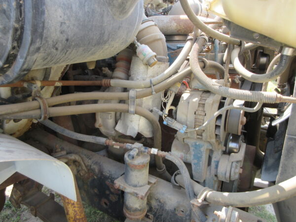 1998 INTERNATIONAL 4700 - Image 8