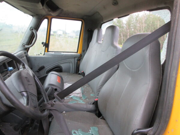 2007 INTERNATIONAL 4300 - Image 11