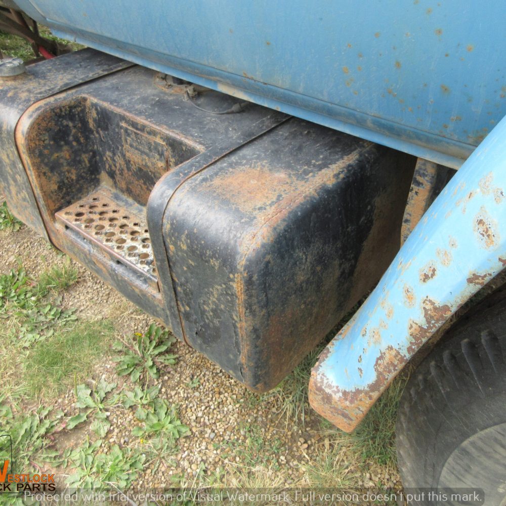 1250 FUEL TANK RIGHT