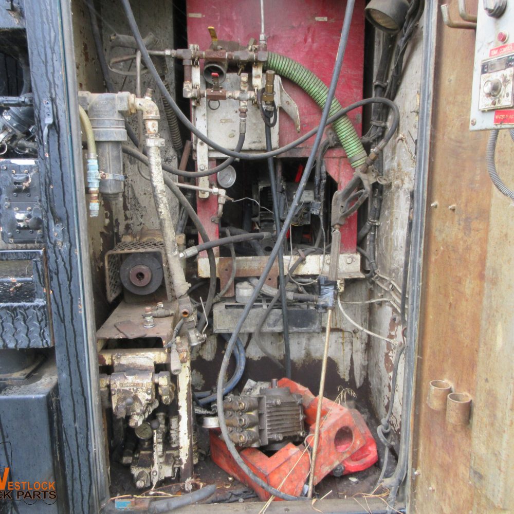 1299 PRESSURE WASHER CABINET