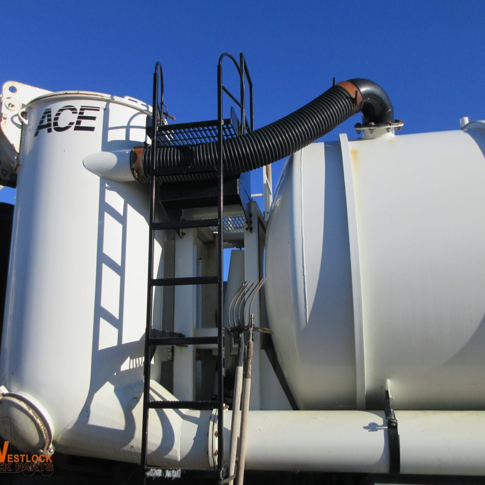 1323 CYCLONE & PIPING