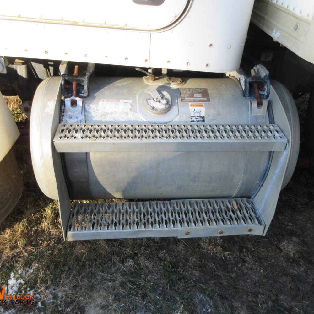 1329 FUEL TANK-STEPS LH