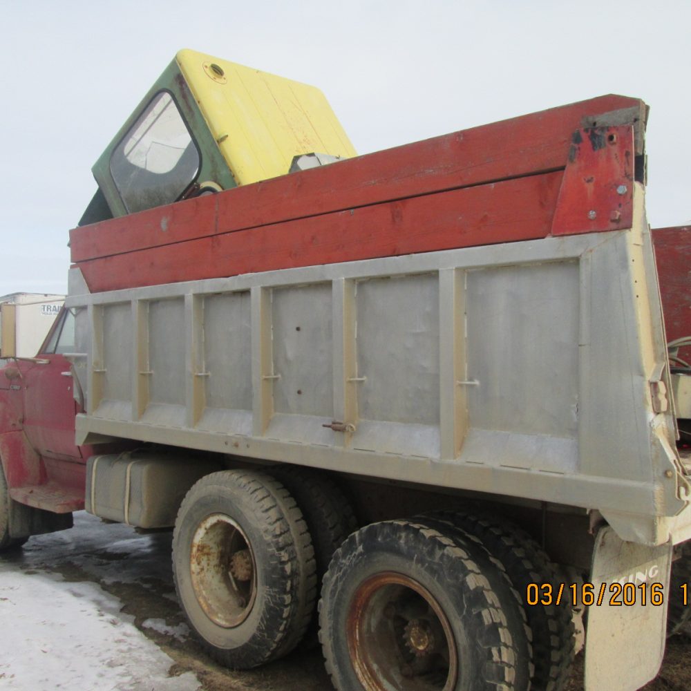 636 ALUM GRAVEL BOX (3)