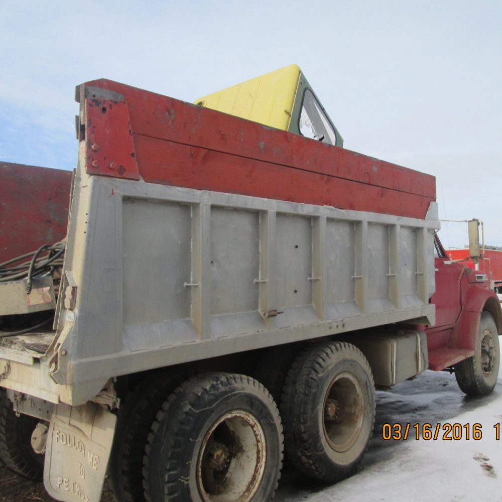 636 ALUM GRAVEL BOX (4)